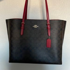Coach Mollie Tote in Signature Canvas
